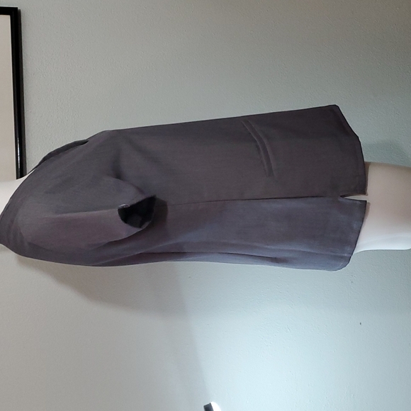 FIGS Technical Collection Grey Scrub Top Tunic. Sz XS. - Picture 4 of 11